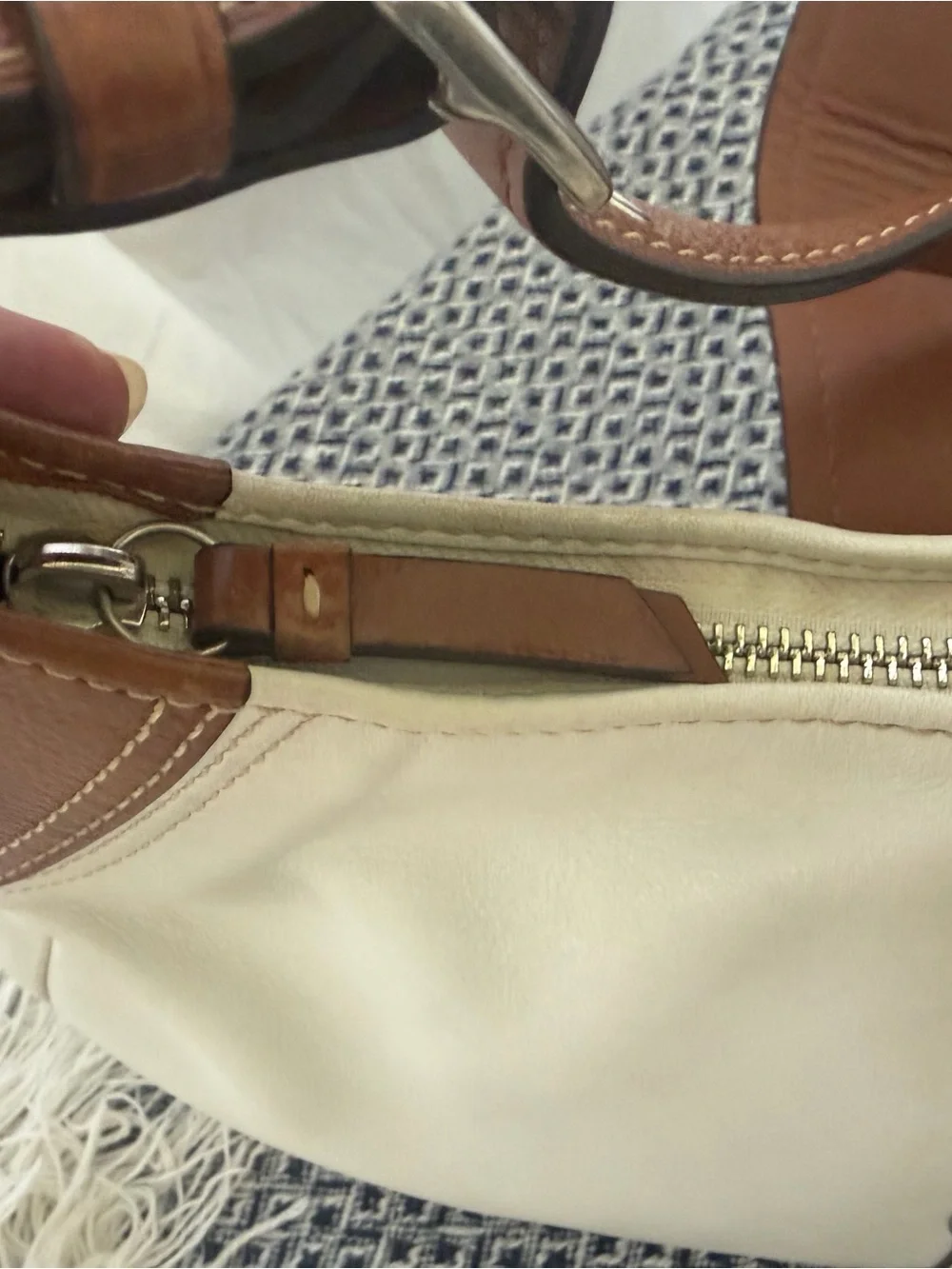 Vintage Coach Hamilton Soho Hobo Bag White Leather Silver Buckle F11197 Y2K